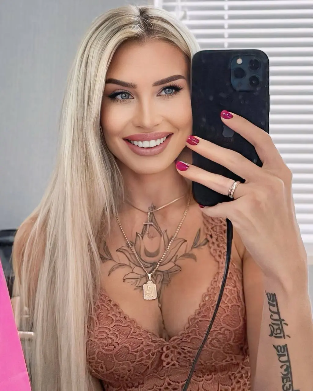 Kristina appli de rencontre couple libre