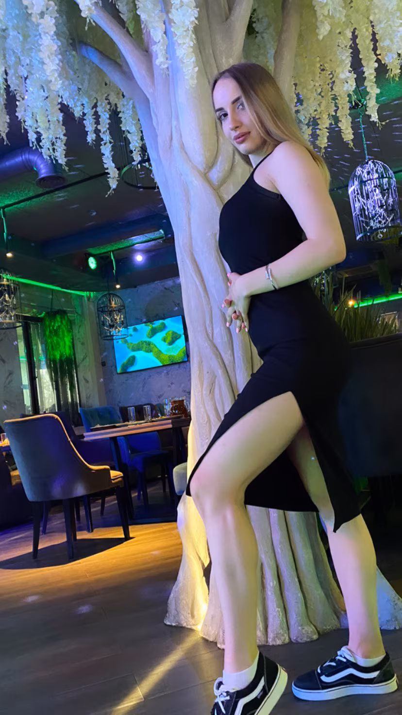 Anastasiia 24 Torrox Spain Cherche quelqu'un pour une histoire de couple réussie