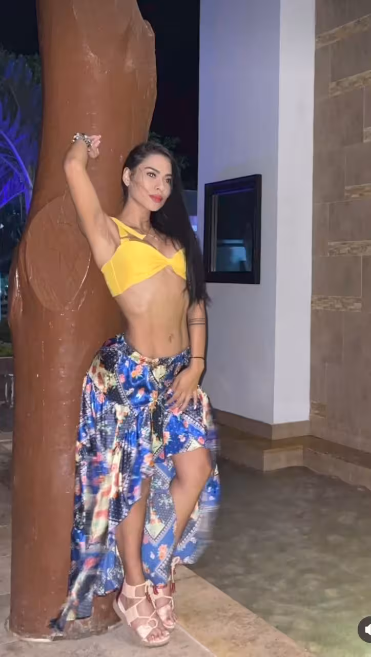 MELISA 33 Medellin Colombia Cherche un homme pour une histoire de couple durable