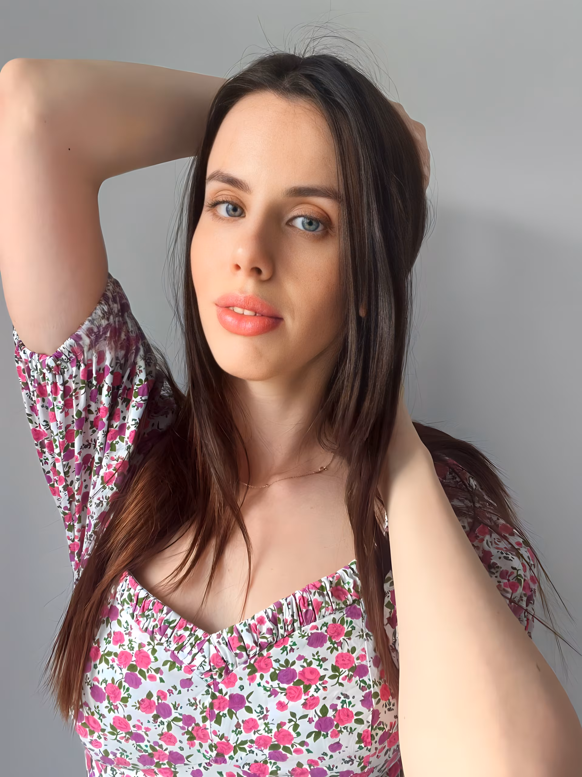 Lilia 30 Bucharest Romania Cherche un homme pour vivre une belle aventure de couple