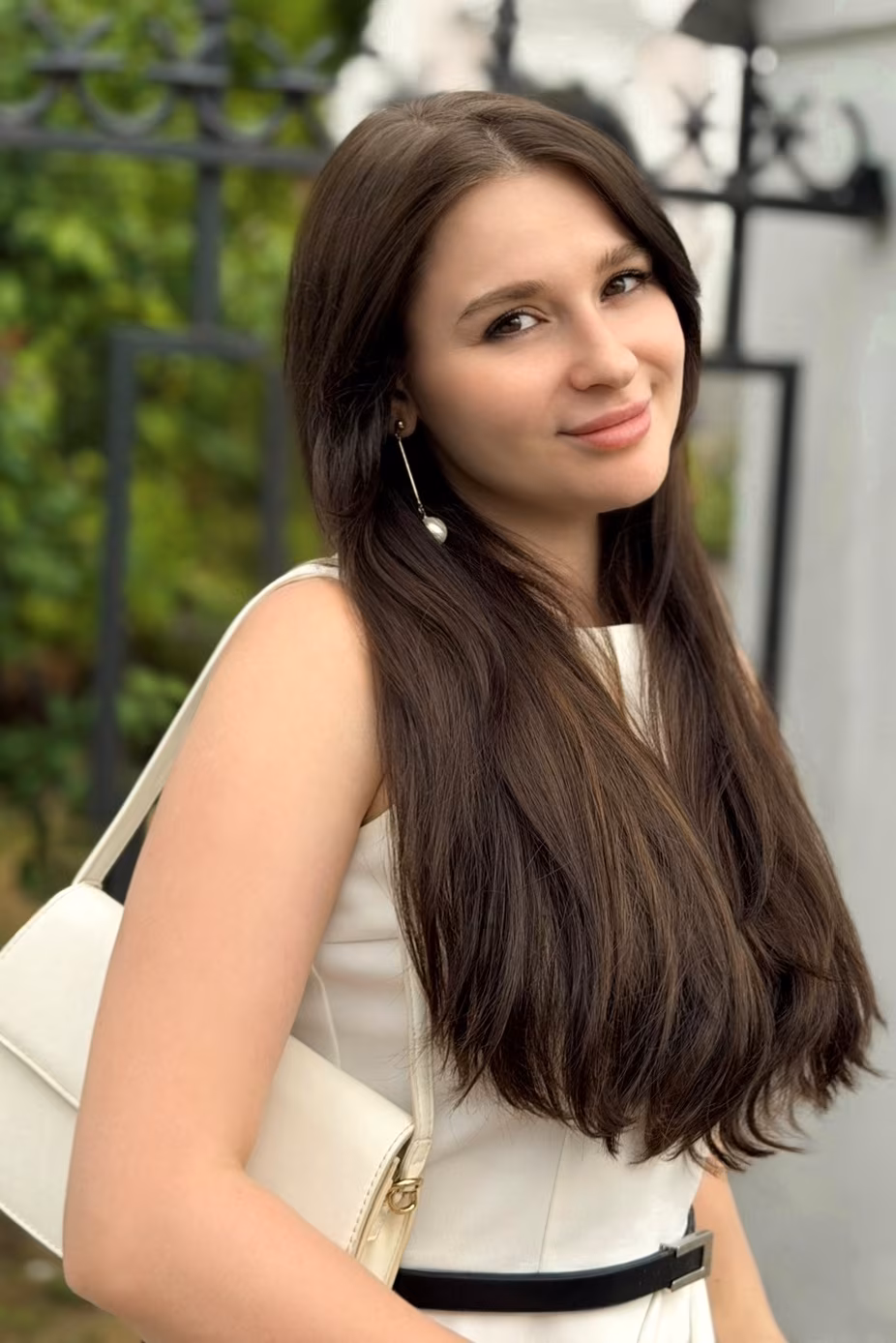 Anna 30 Kyiv  Ukraine Je cherche un homme pour une relation de couple sérieuse