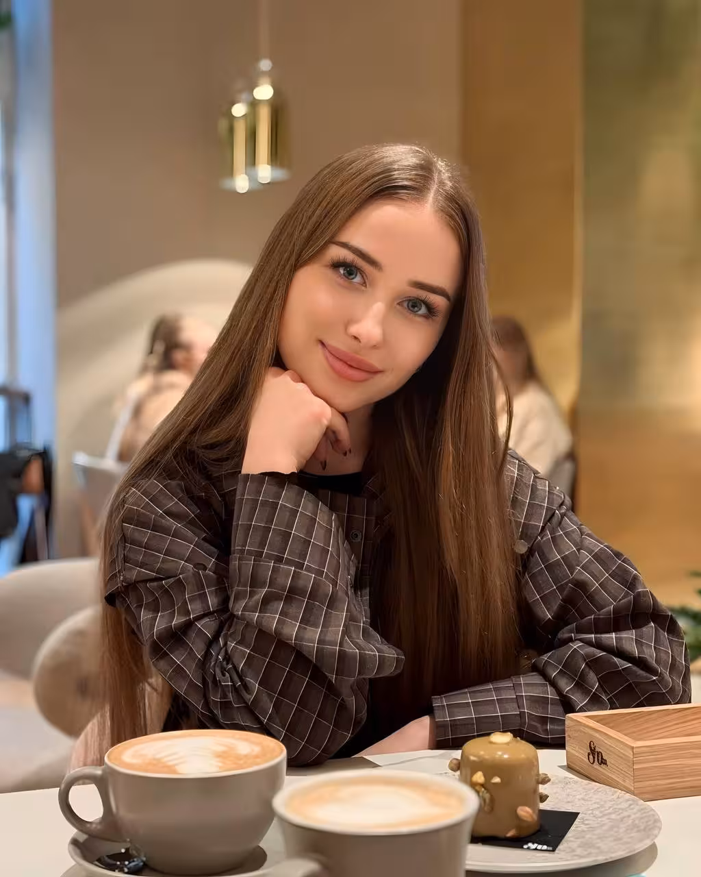 Veronika 21 Ivano-Frankivsk Ukraine Je cherche un homme pour une union de couple authentique