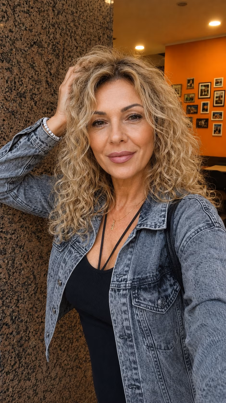 Olga 50 Odesa  Ukraine Je veux partager ma vie avec un homme en couple