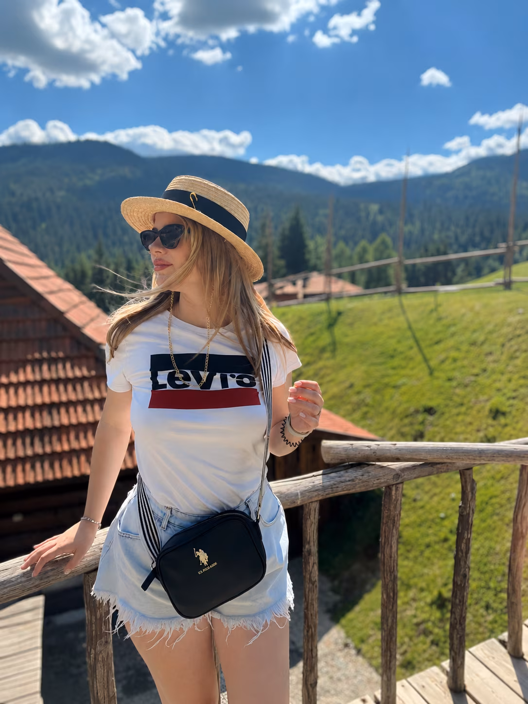 Marta 26 Stryi  Ukraine Je veux un couple où l'on se comprend vraiment