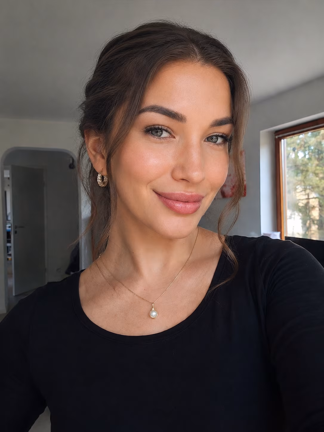 Natalia 36 Bottmingen Switzerland Je veux un couple où l'on se comprend vraiment