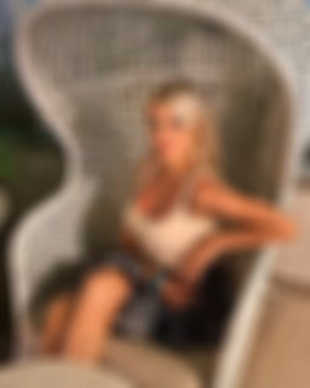 Anna 37 Kharkiv Ukraine Je veux une relation de couple stable et durable