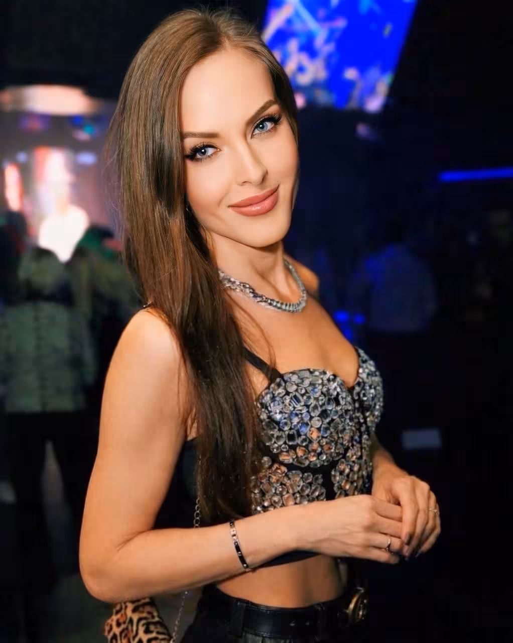 Natalia 42 Turin Italy Prête à construire un couple avec toi pour la vie