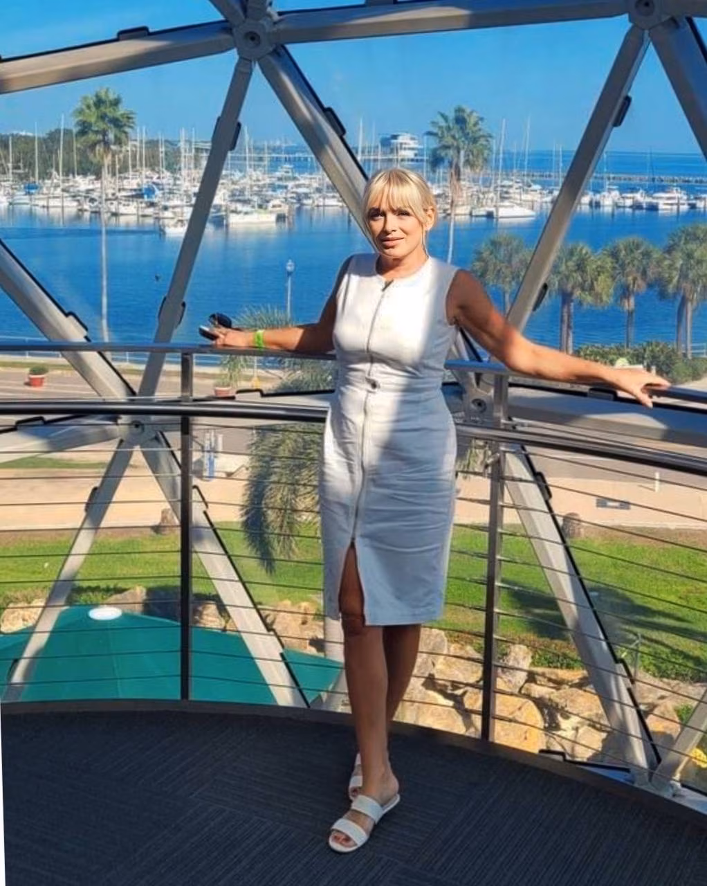 NATALI 59 Kyiv Ukraine Cherche un homme pour former une belle équipe