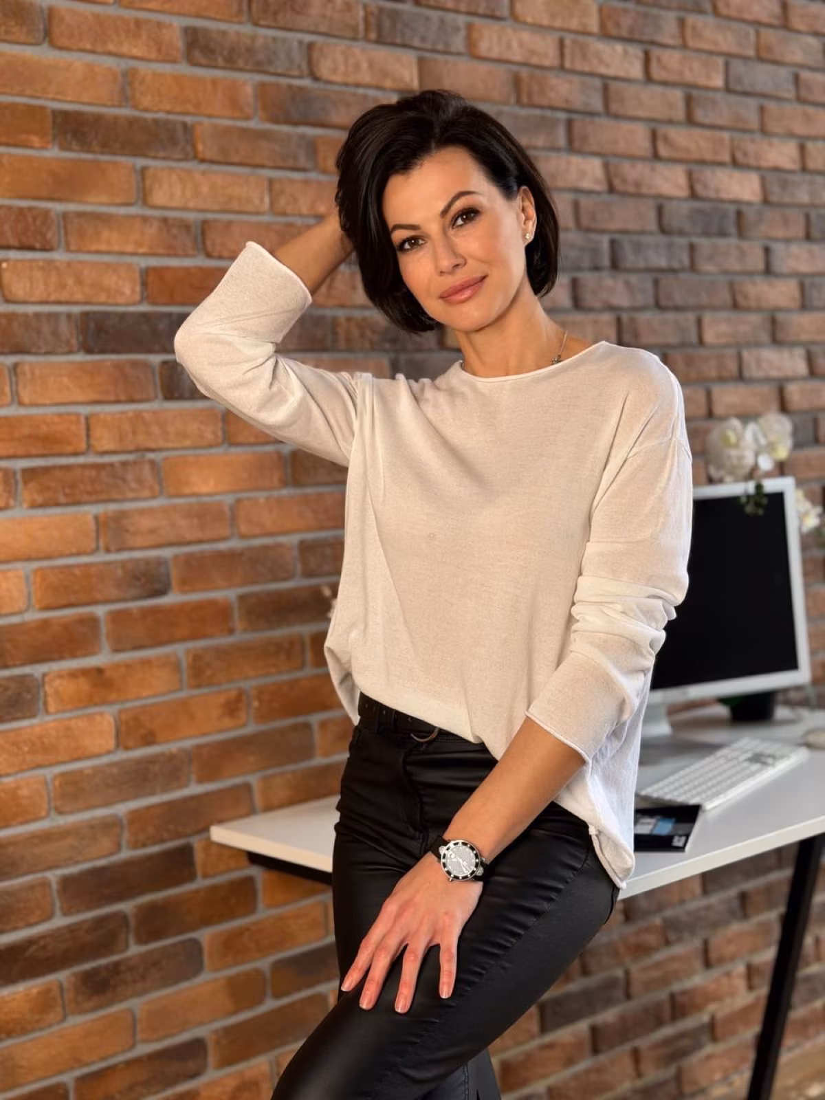 Iryna 37 Kyiv Ukraine Cherche un partenaire pour un couple authentique