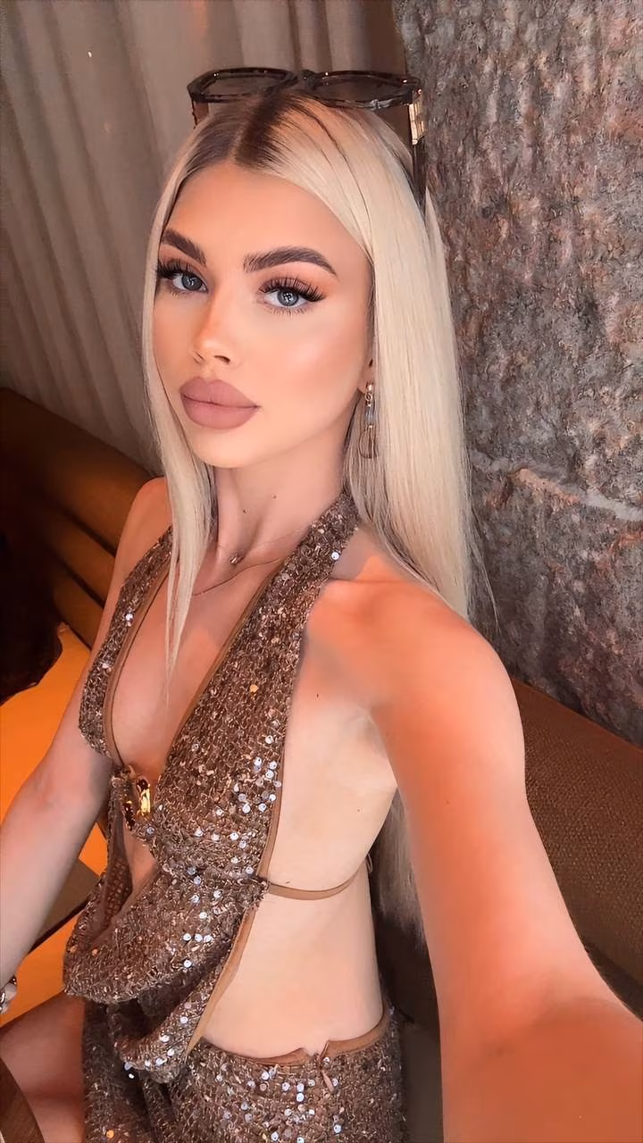 Daria 22 Kyiv Ukraine Cherche un partenaire pour un couple solide et aimant
