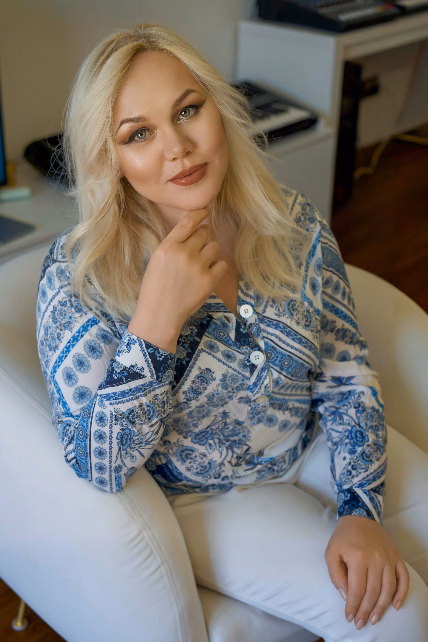 Elena 51 Miagliano Italy Cherche un partenaire pour un couple solide et aimant
