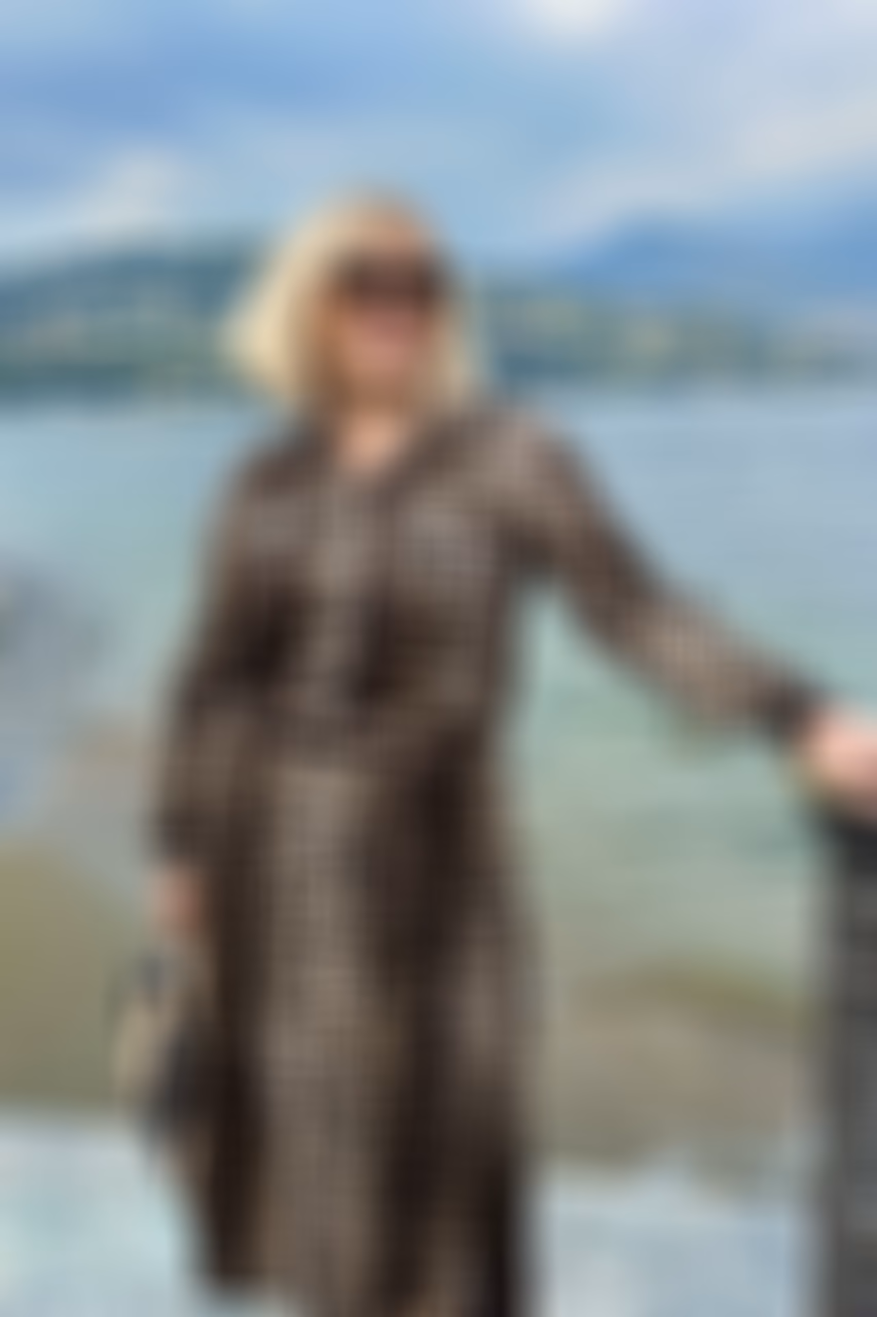 Elena 51 Miagliano Italy Cherche un partenaire pour un couple solide et aimant
