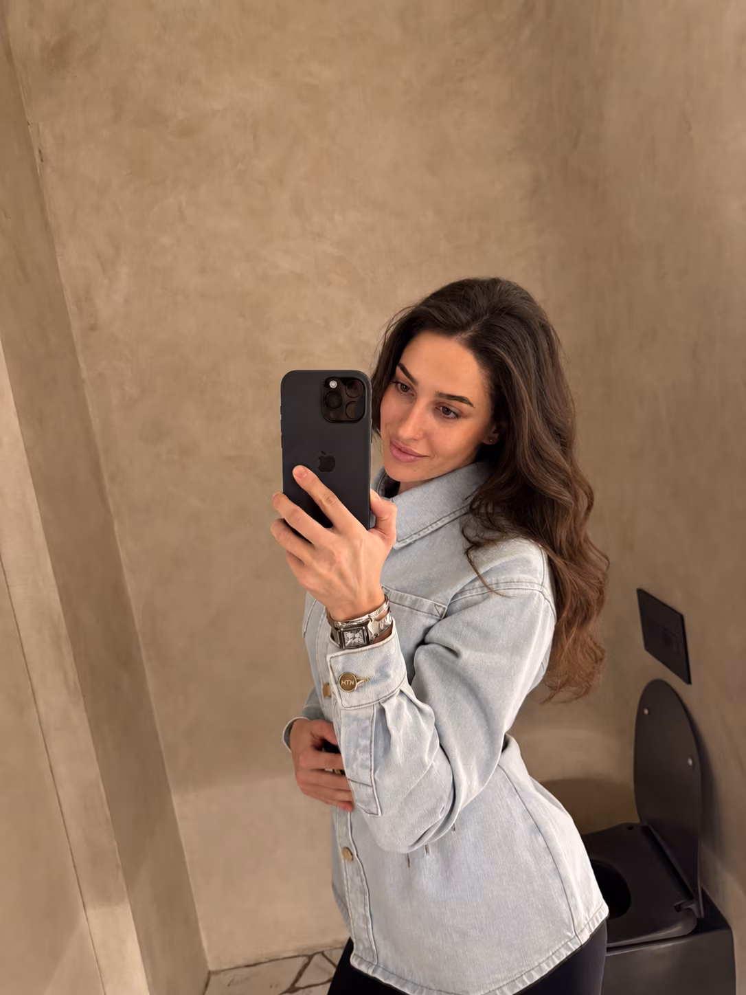 Alla 26 Kyiv   Ukraine Je cherche un homme pour un couple sincère