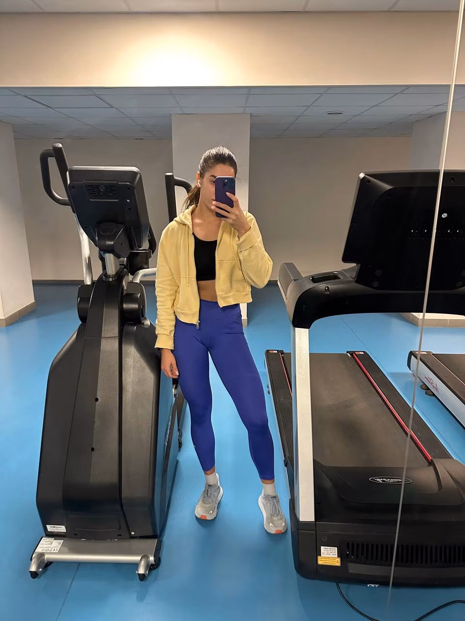 Alla 26 Kyiv   Ukraine Je cherche un homme pour un couple sincère
