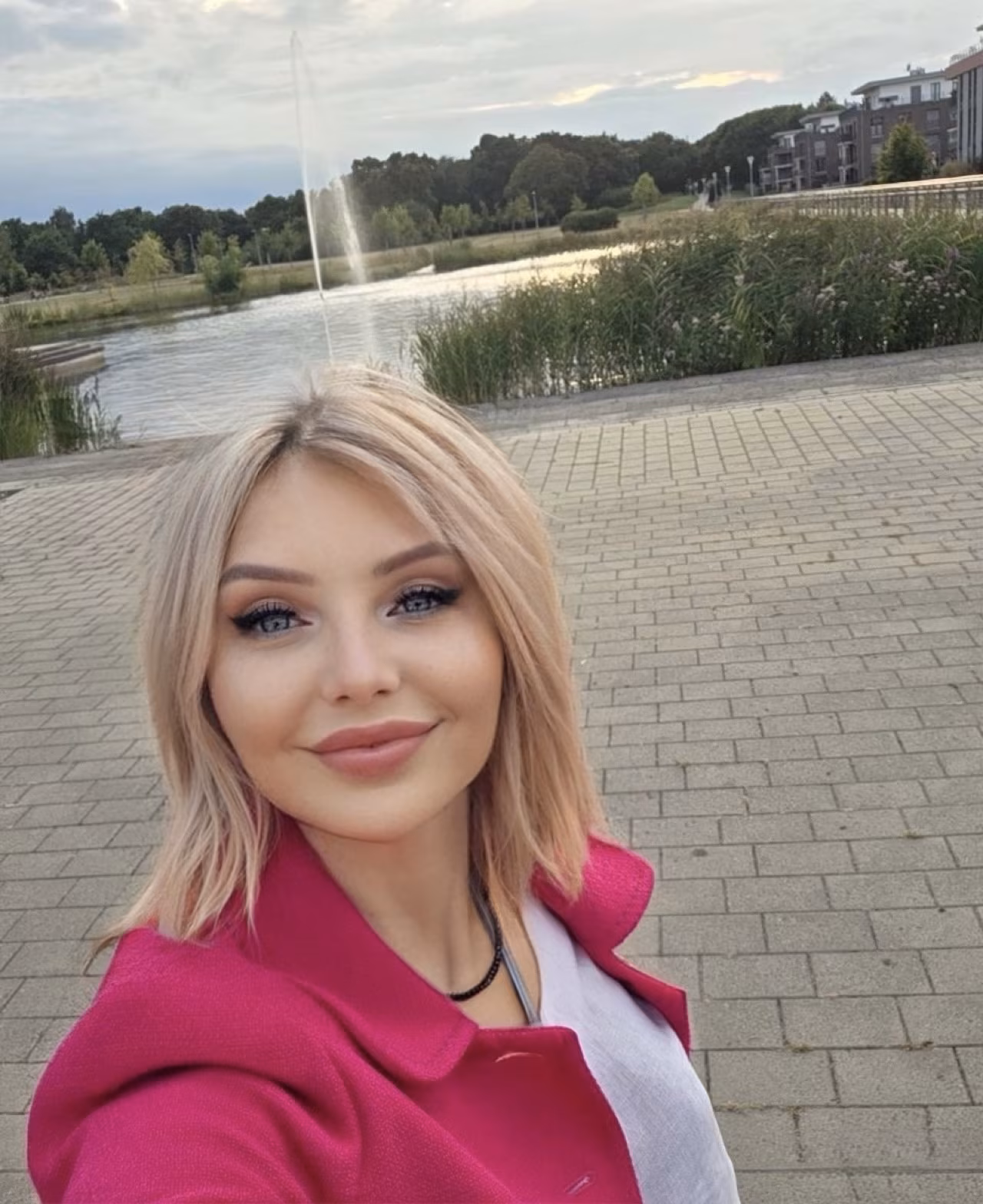 Olena 48 Dublin Ireland Je cherche un homme pour une union de couple sincère