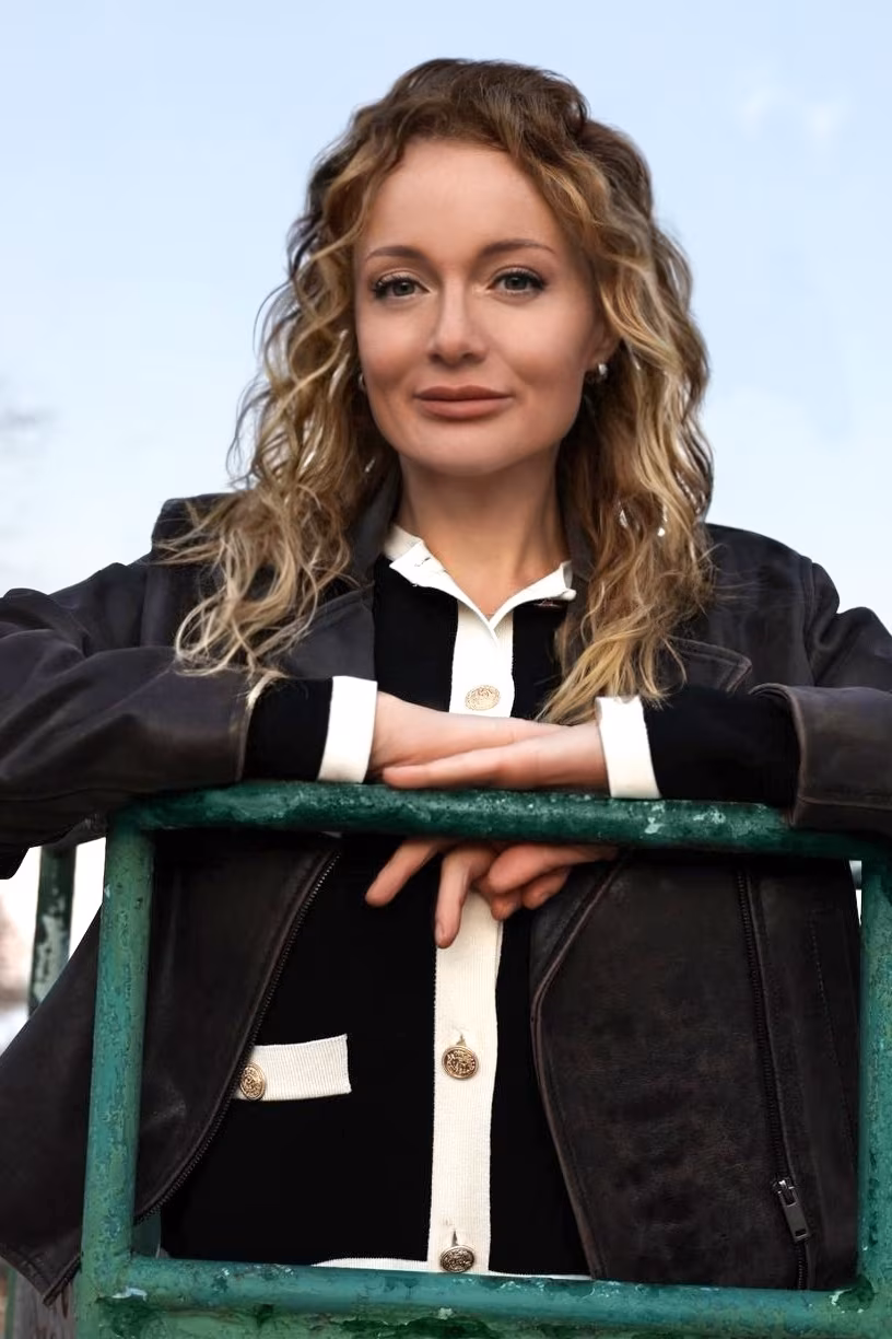 Anna 39 Kyiv  Ukraine Je cherche un homme pour une union de couple sincère