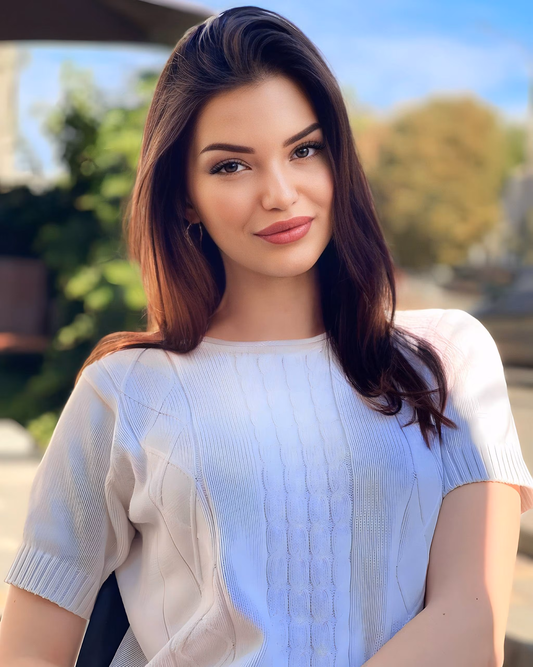 Alina 19 Sumy Ukraine Je suis prête à aimer et être aimée chaque jour en couple