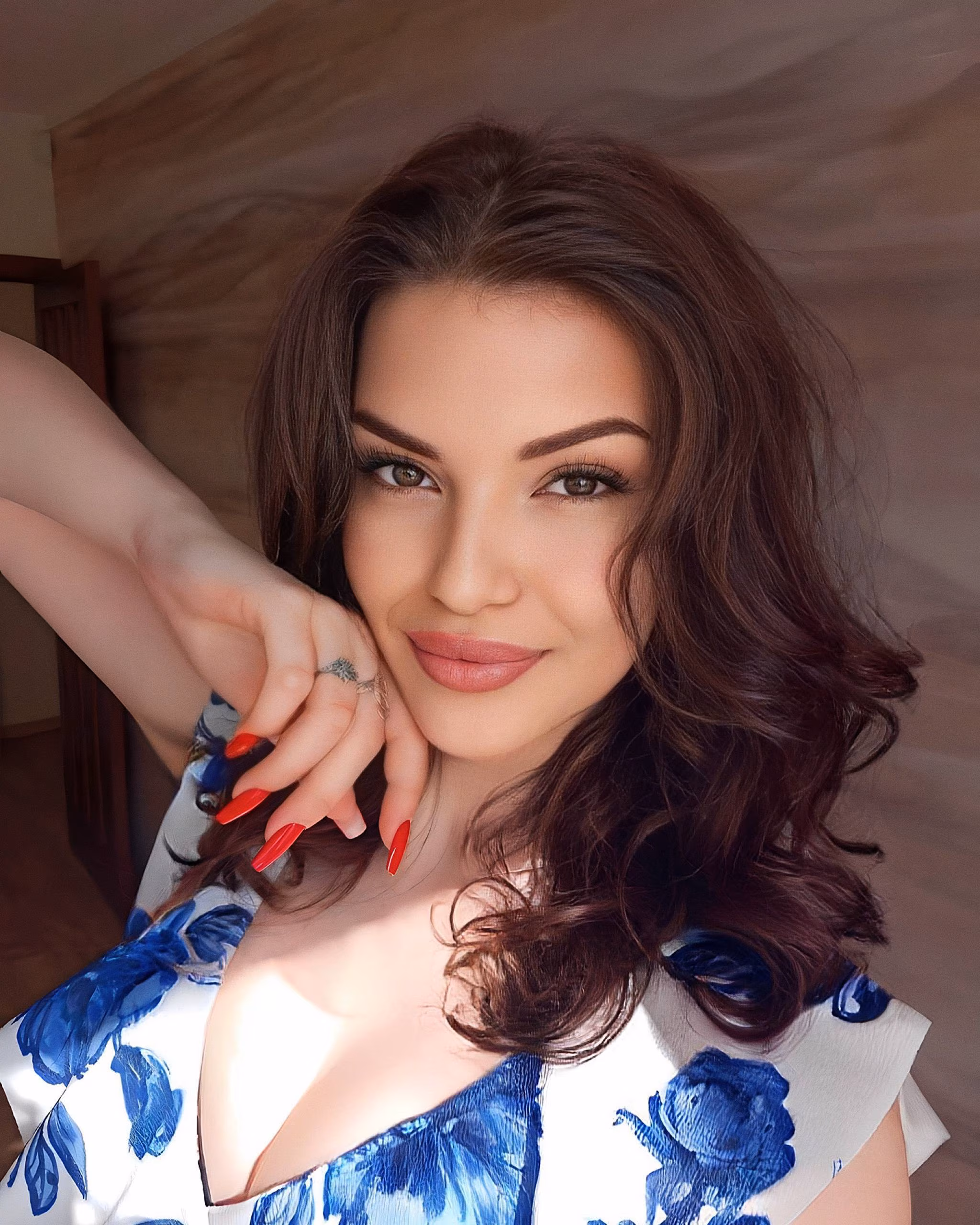 Alina 19 Sumy Ukraine Je suis prête à aimer et être aimée chaque jour en couple