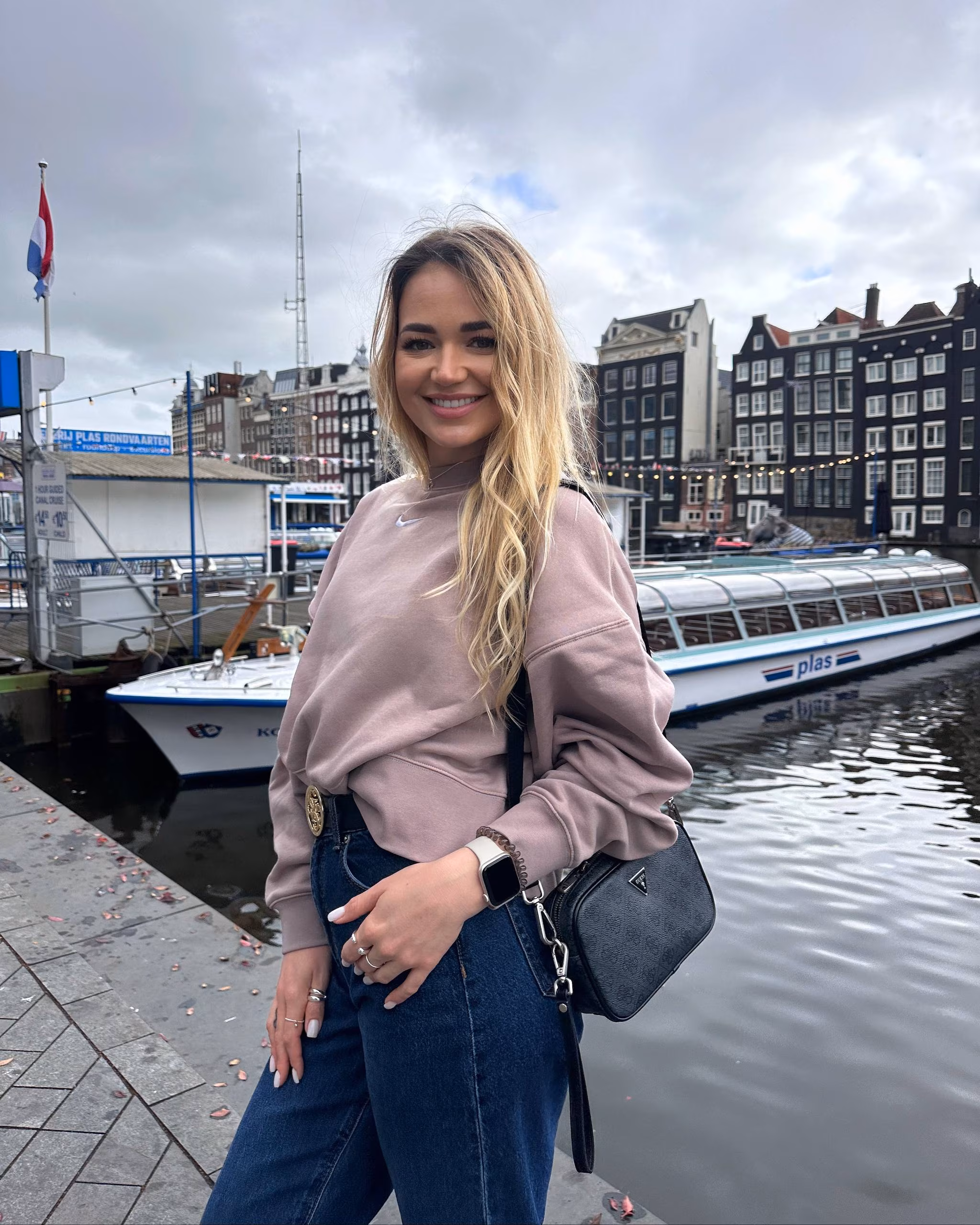 Dariia 31 Warsaw Poland Je suis prête à m engager dans un couple amoureux