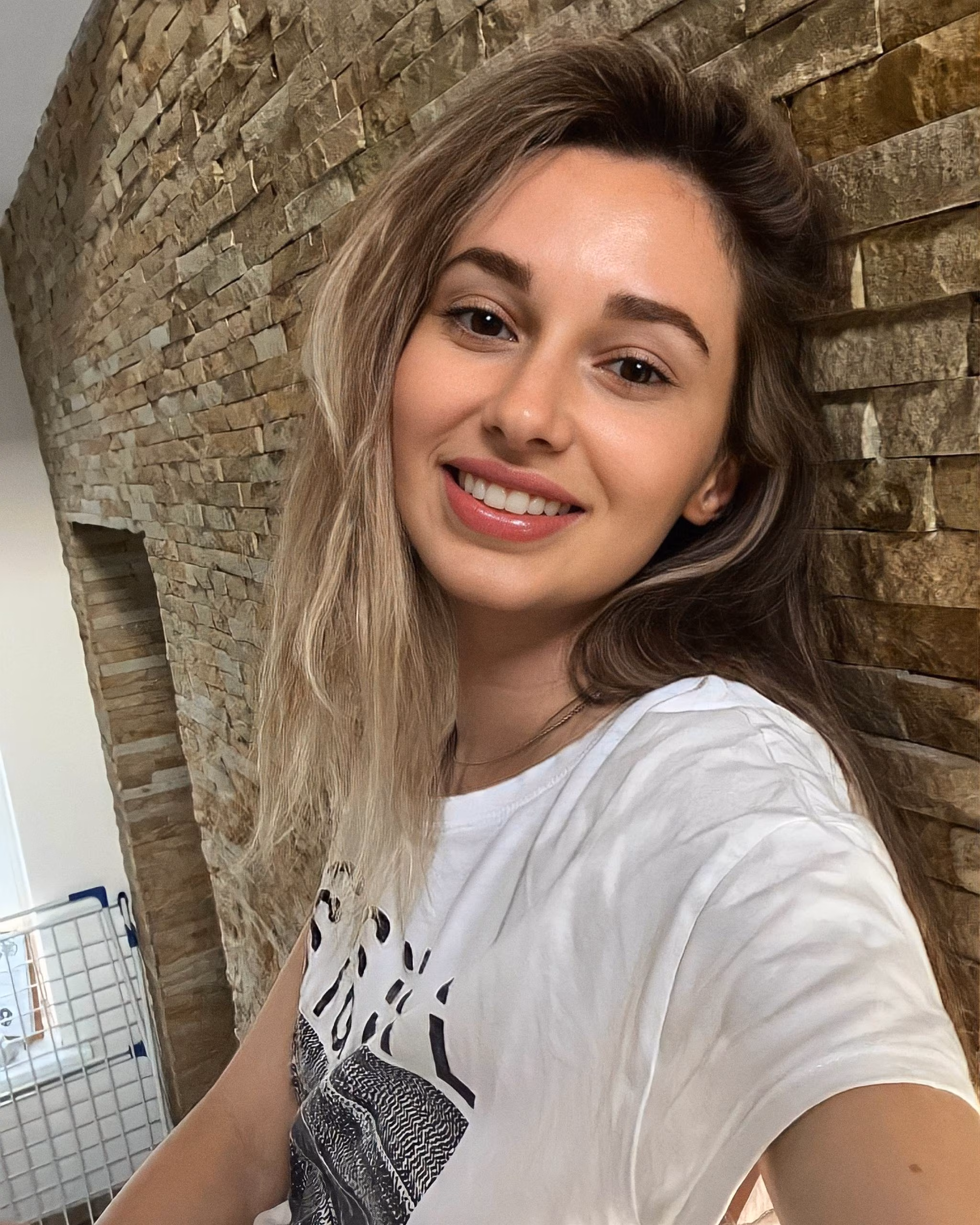 Anastasiia 35 Kyiv Ukraine Je suis prête à relever les défis en couple