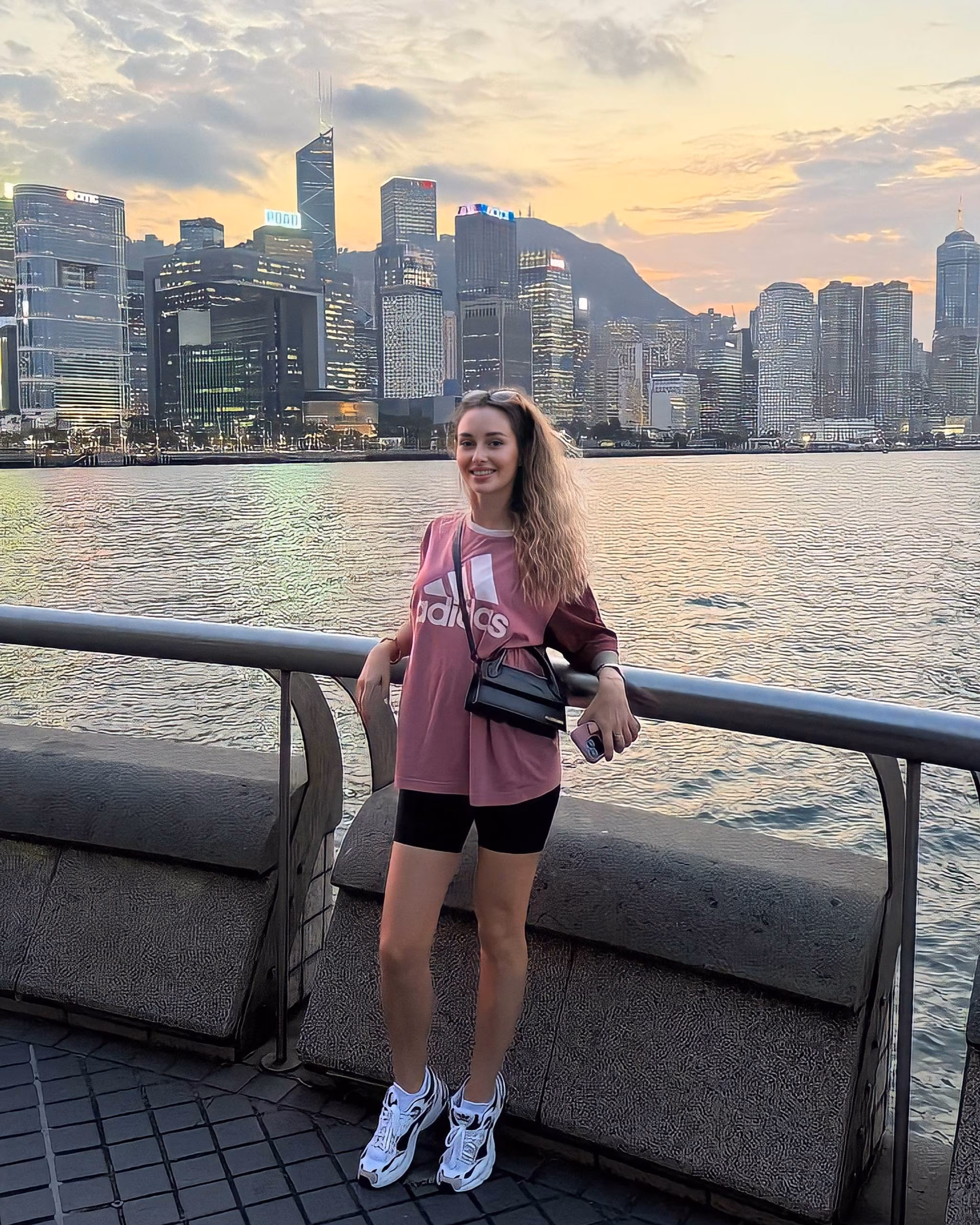 Anastasiia 35 Kyiv Ukraine Je suis prête à relever les défis en couple