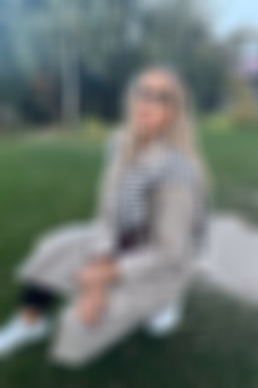 Violetta 32 Kyiv  Ukraine Je veux un couple avec une vraie communication