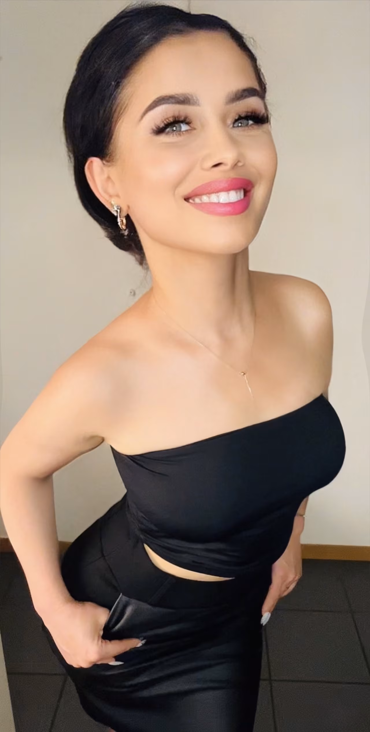 Tetiana 41 Fribourg Switzerland Je veux un couple où l on se soutient mutuellement