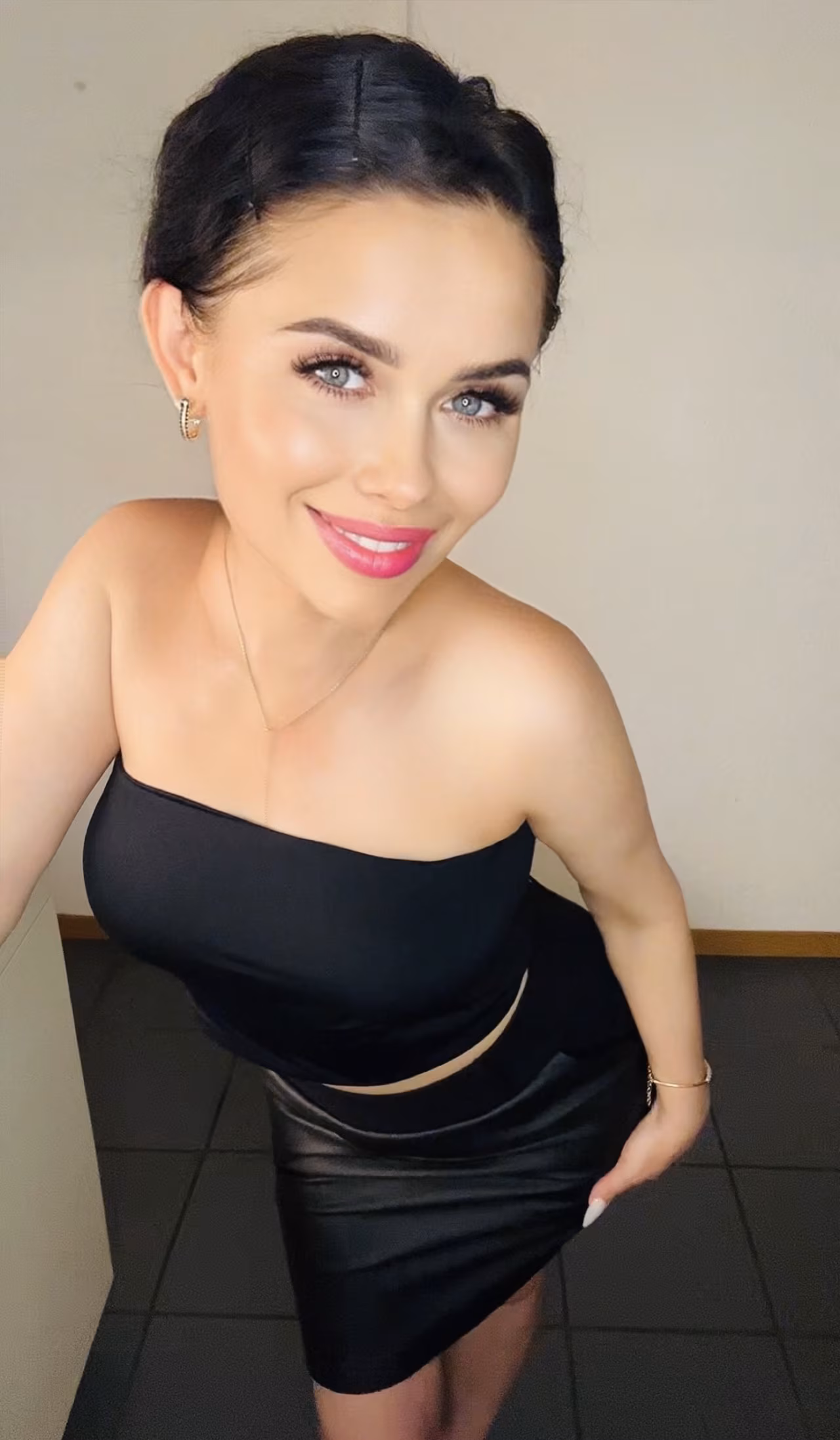 Tetiana 41 Fribourg Switzerland Je veux un couple où l on se soutient mutuellement