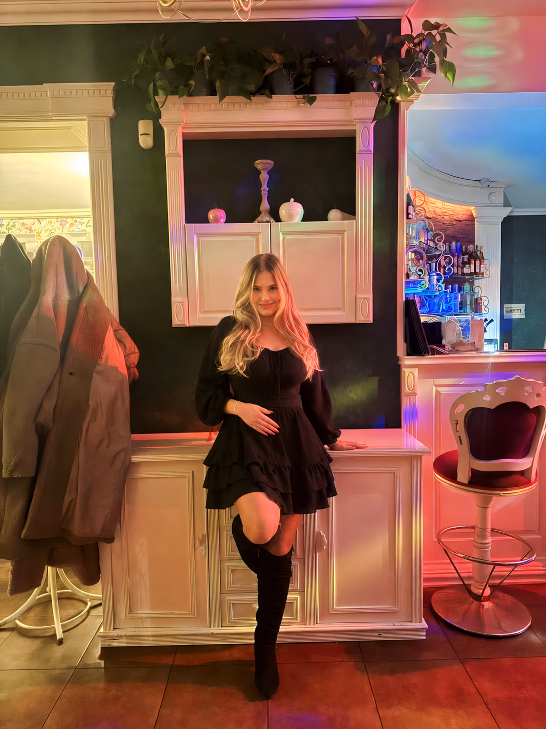 Anita 22 Okhtyrka Ukraine Je veux un homme pour construire un couple solide