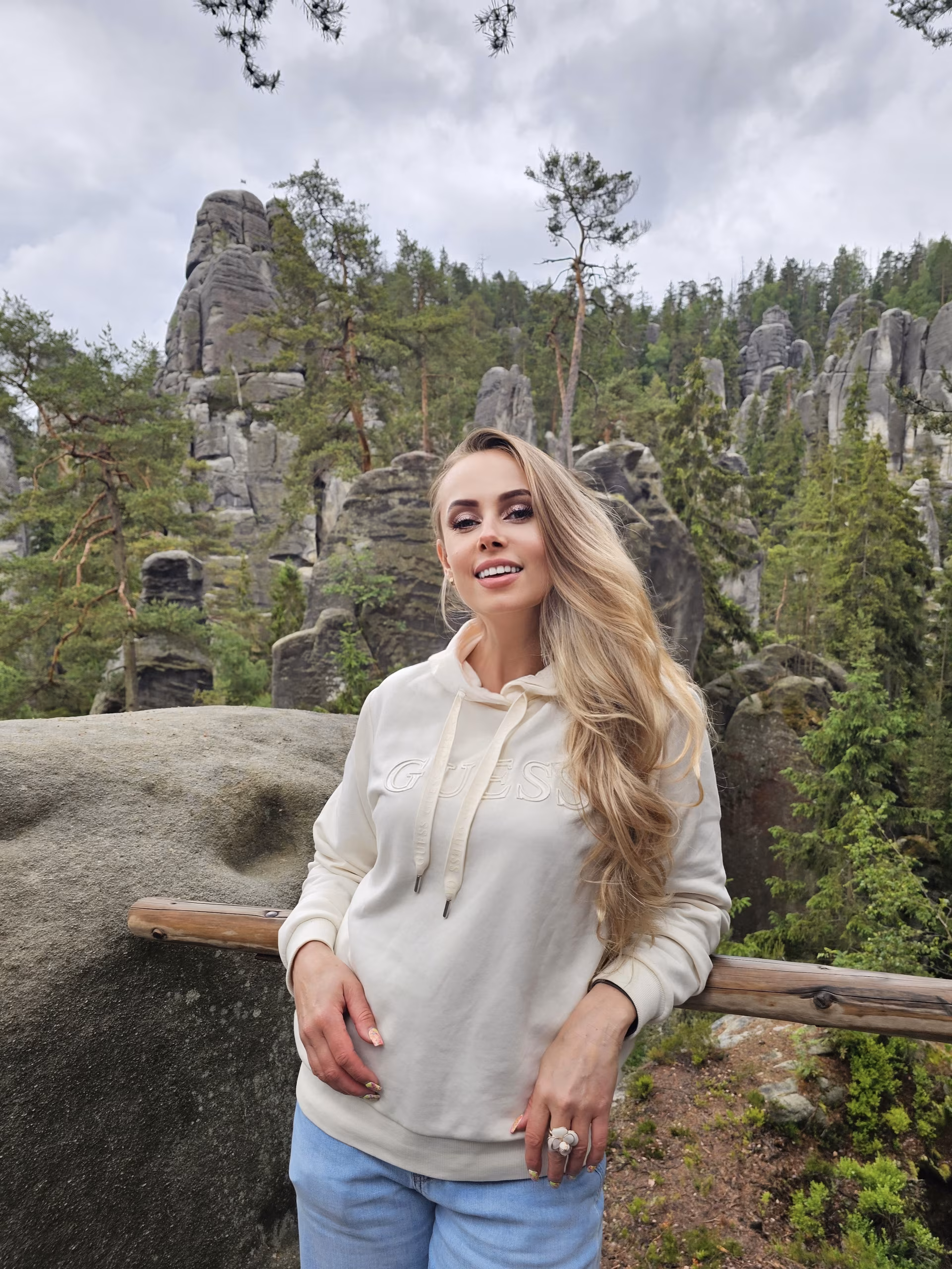 Elena 48 Lublin/Kyiv Poland Je veux vivre en couple et être heureuse
