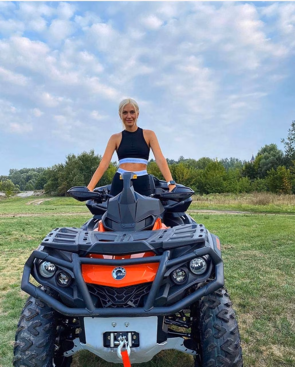 Tanya 38 Kyiv Ukraine Prête à construire un couple avec toi