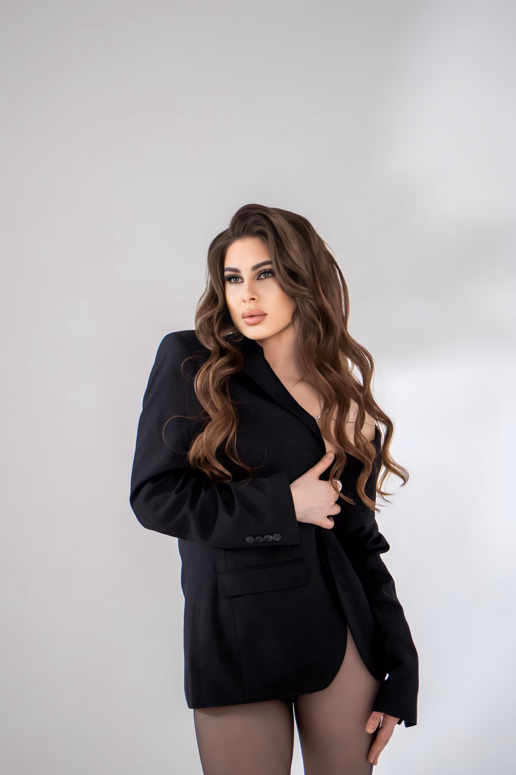 Diana 25 Dnipro  Ukraine Prête à m'investir dans une belle relation de couple