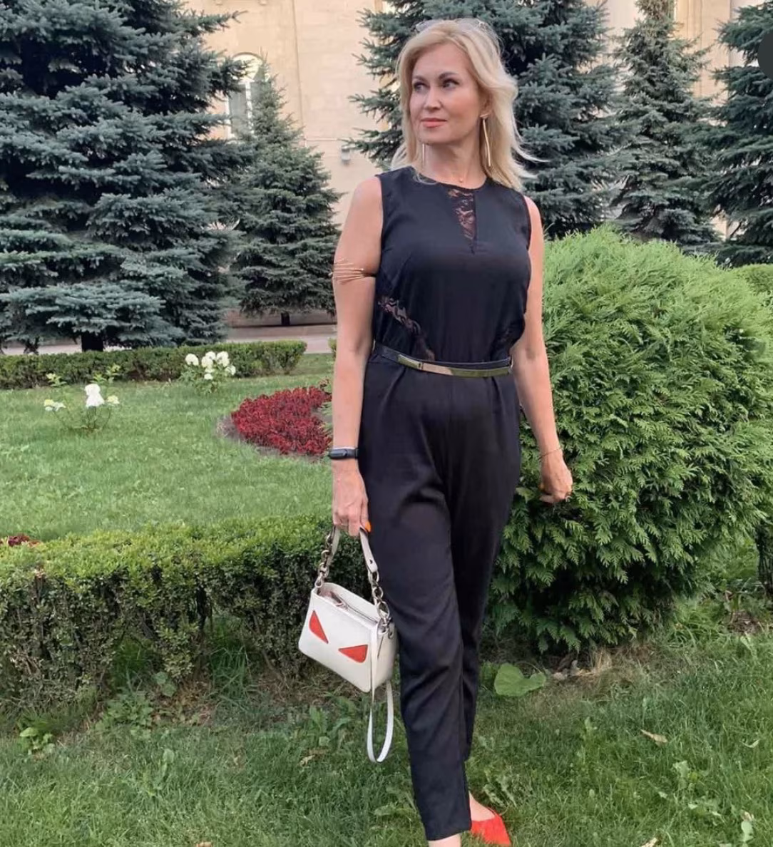 Victoria 52 Kropyvnytskyi Ukraine Cherche quelqu un pour une aventure de couple