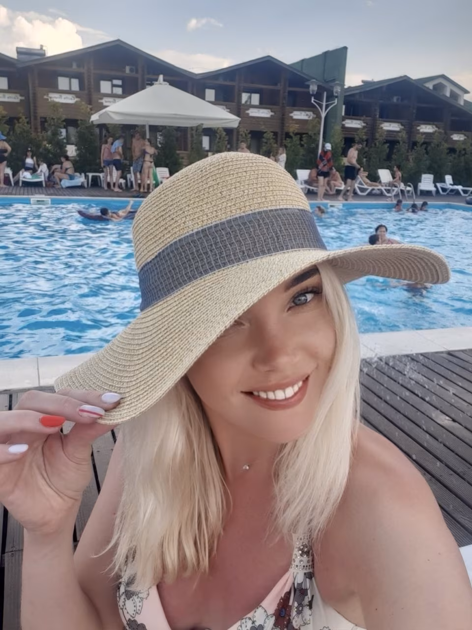 Yuliia 47 Berlin Germany Cherche quelqu un pour une relation de couple authentique
