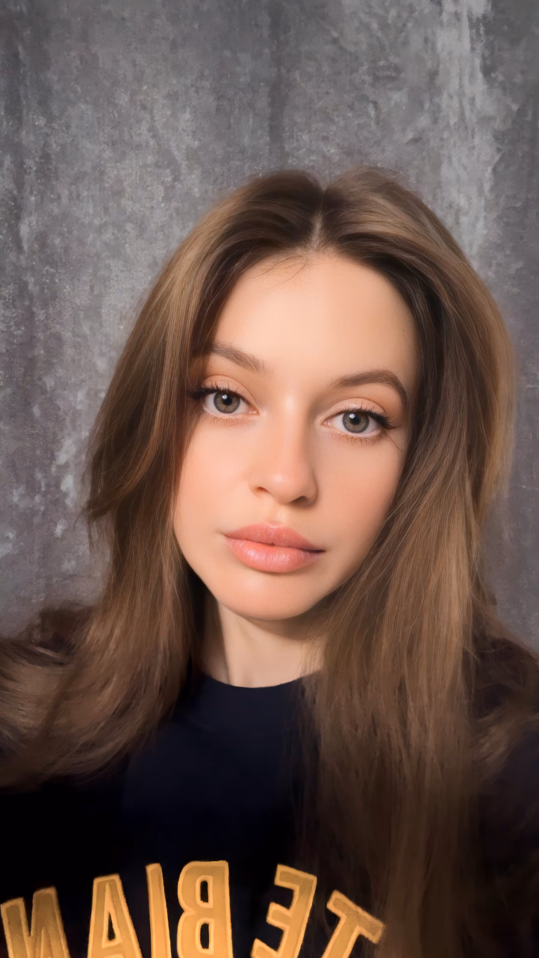 Khrystyna 27 Ivano-Frankivsk Ukraine Cherche un homme pour une vie de couple heureuse