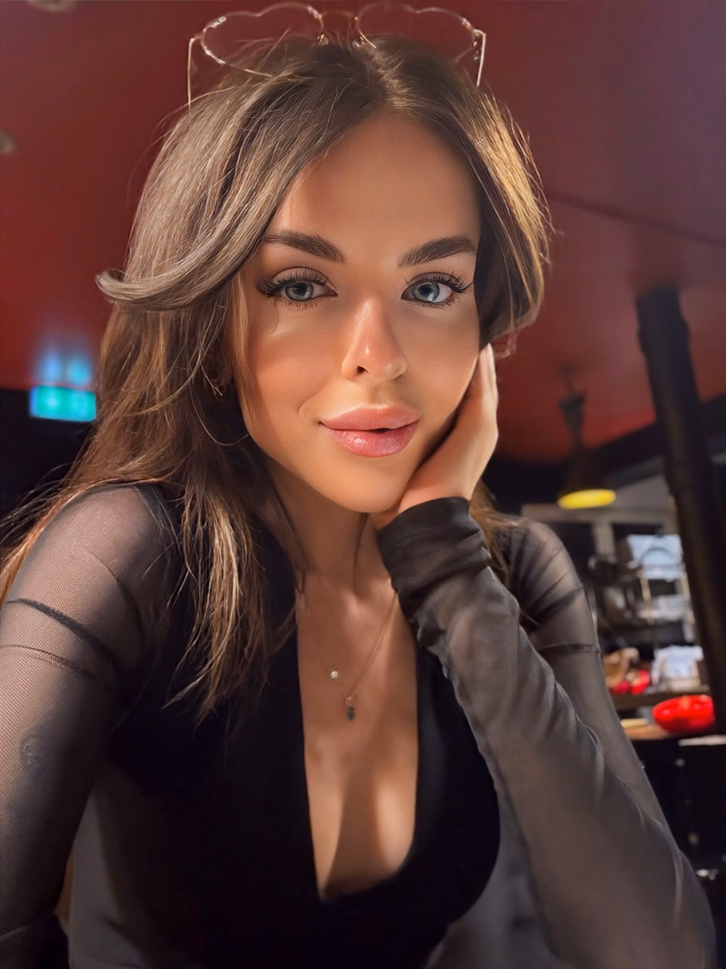 Yuliia 28 Kyiv Ukraine Cherche un partenaire pour un couple solide et aimant