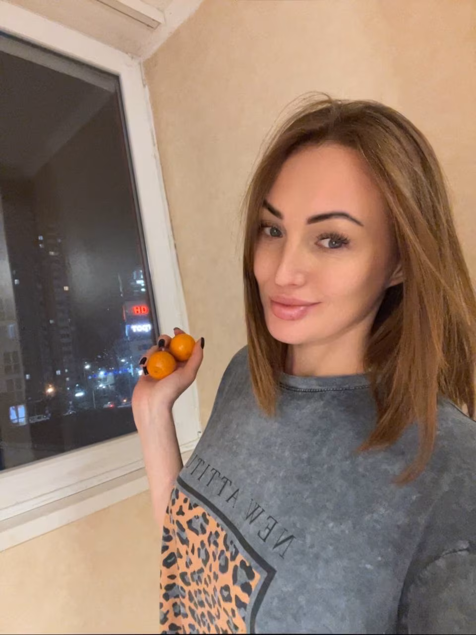 Tatiana 39 Kharkov Ukraine Je cherche un homme pour un couple solide