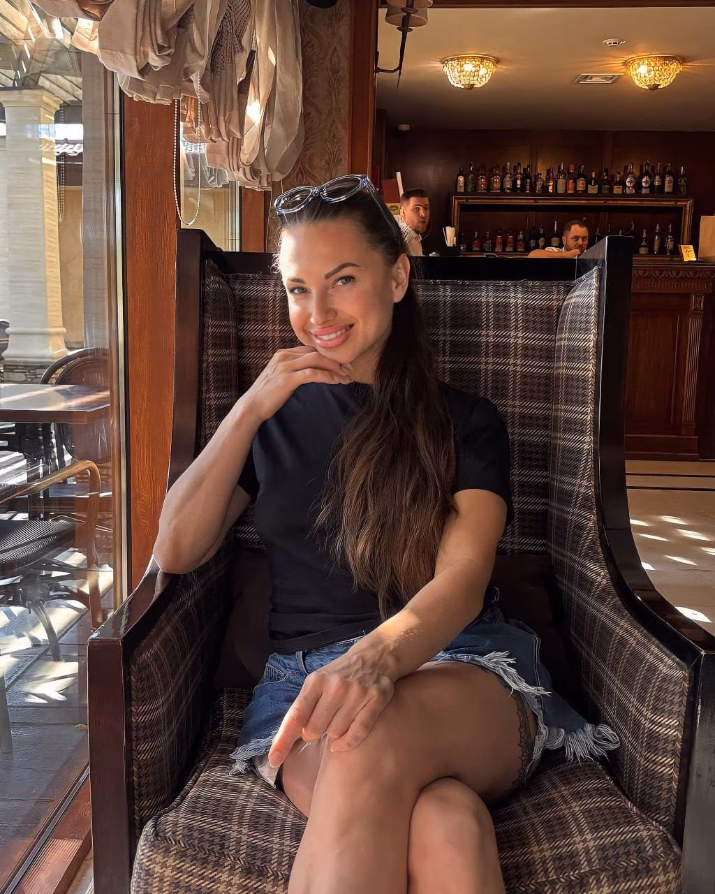 Katerina 39 Nurnberg Germany Je cherche un homme pour un couple solide