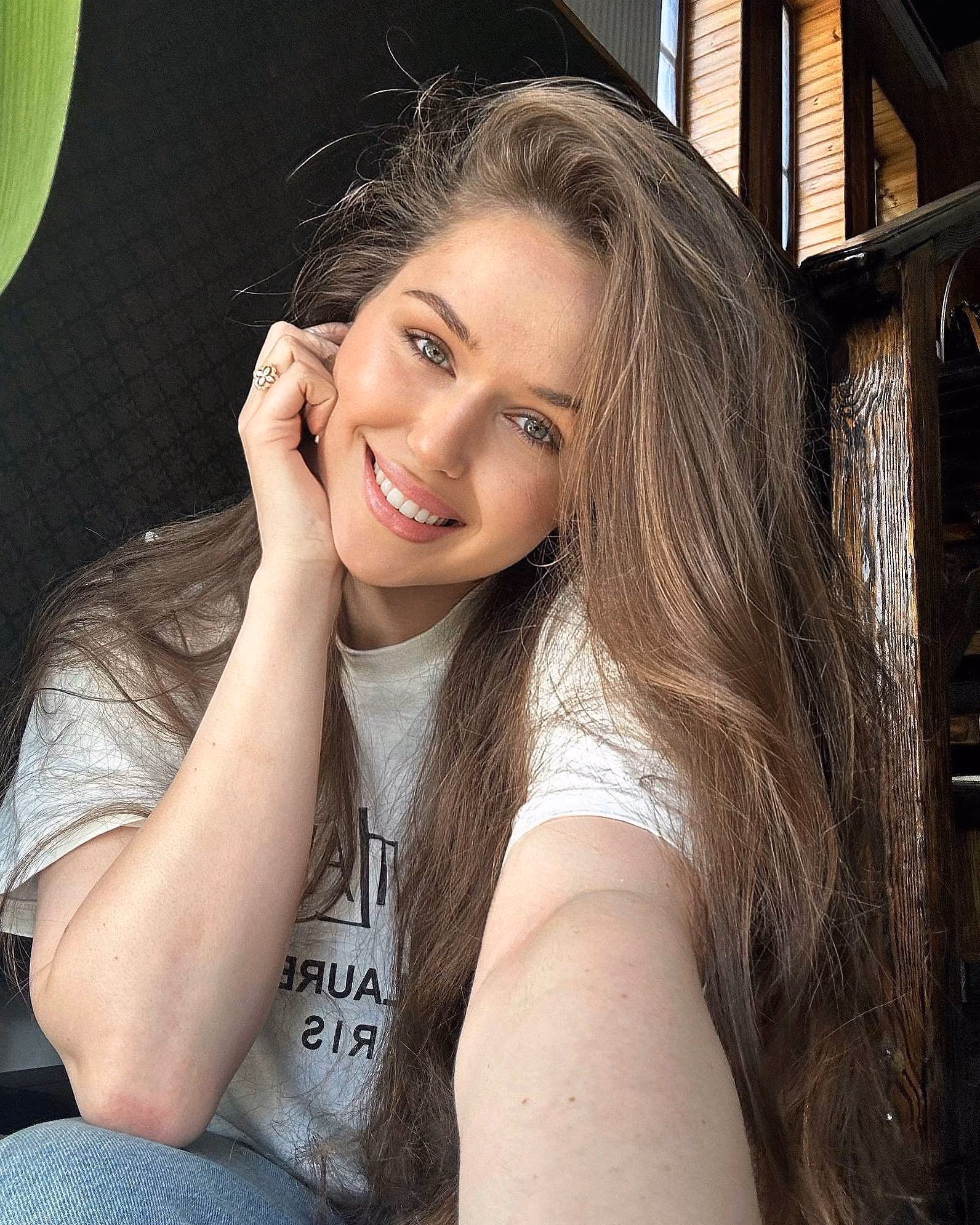 Yeva 22 Izyum Ukraine Je cherche un homme pour un couple épanouissant