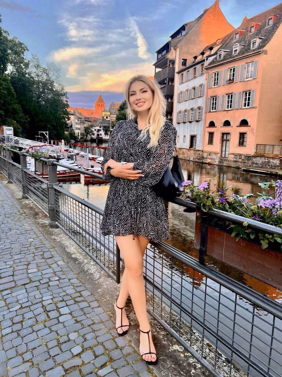 Nadiia 46 Richterswil Switzerland Je suis prête pour une vie à deux en couple