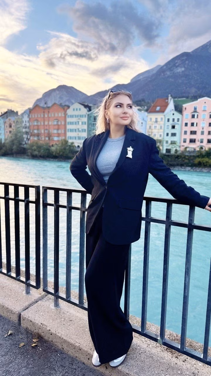 Nadiia 46 Richterswil Switzerland Je suis prête pour une vie à deux en couple