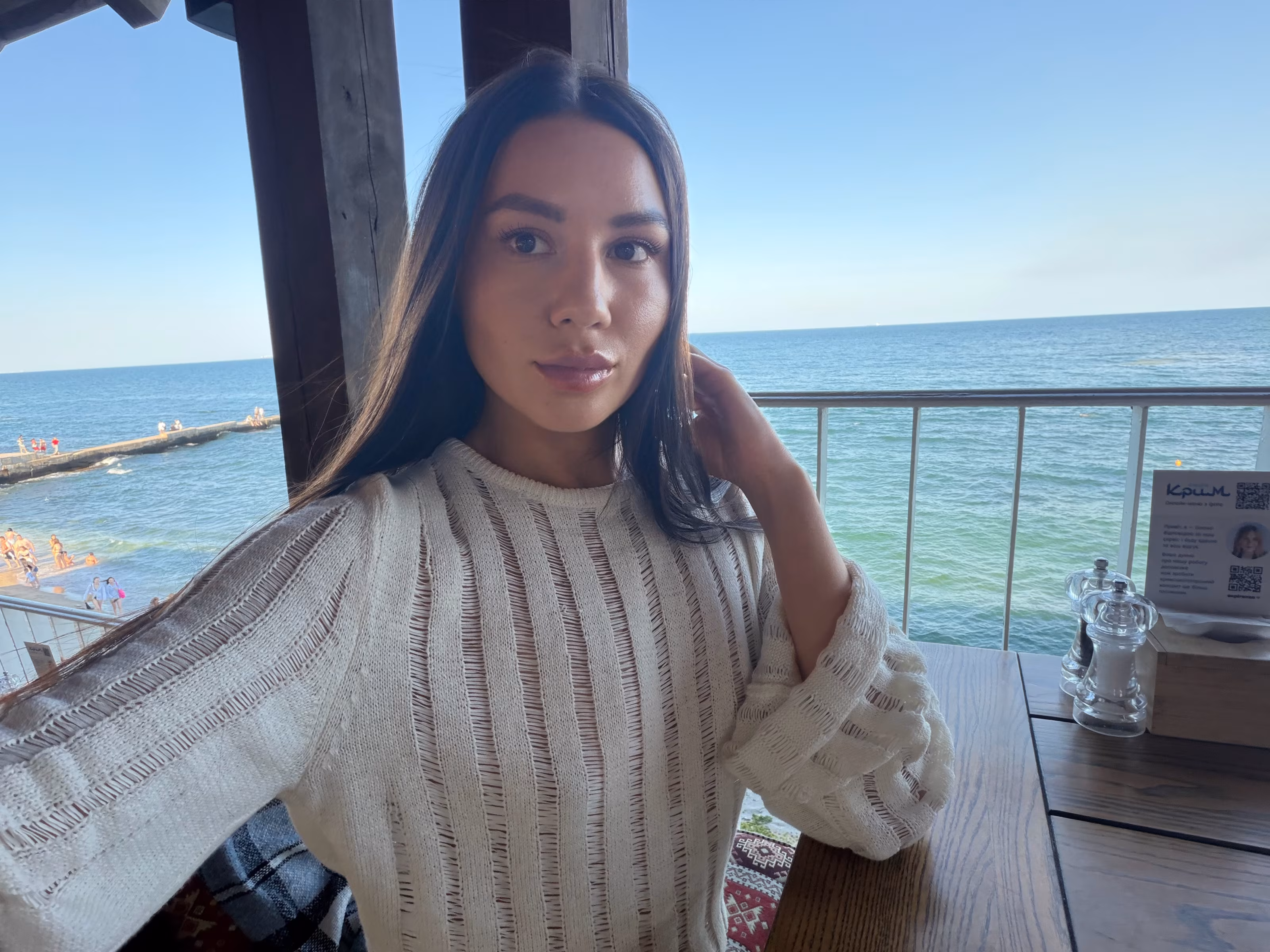 Ksenia 33 Cologne Germany Je suis prête à aimer et être aimée en couple