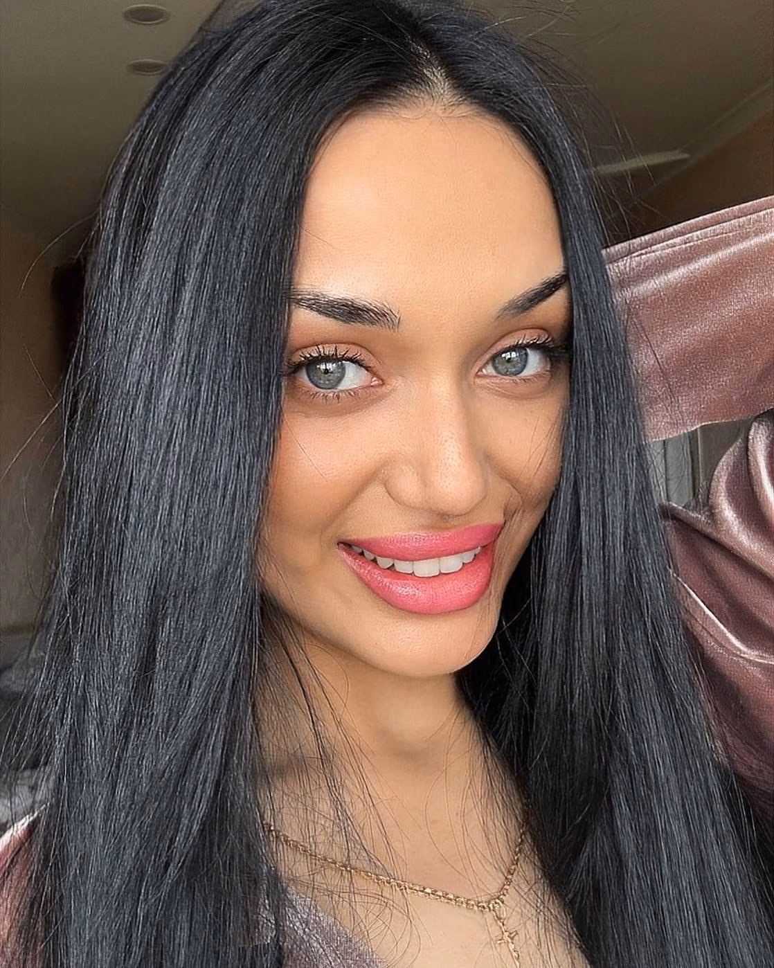 Nataliia 24 Odessa Ukraine Je suis prête à aimer et être aimée en couple