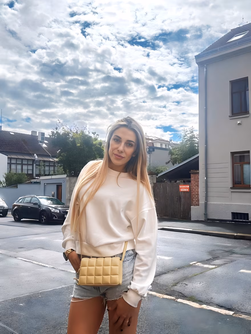 Viktoriia 30 Olomouc Czech Republic Je suis prête à m engager dans un couple amoureux