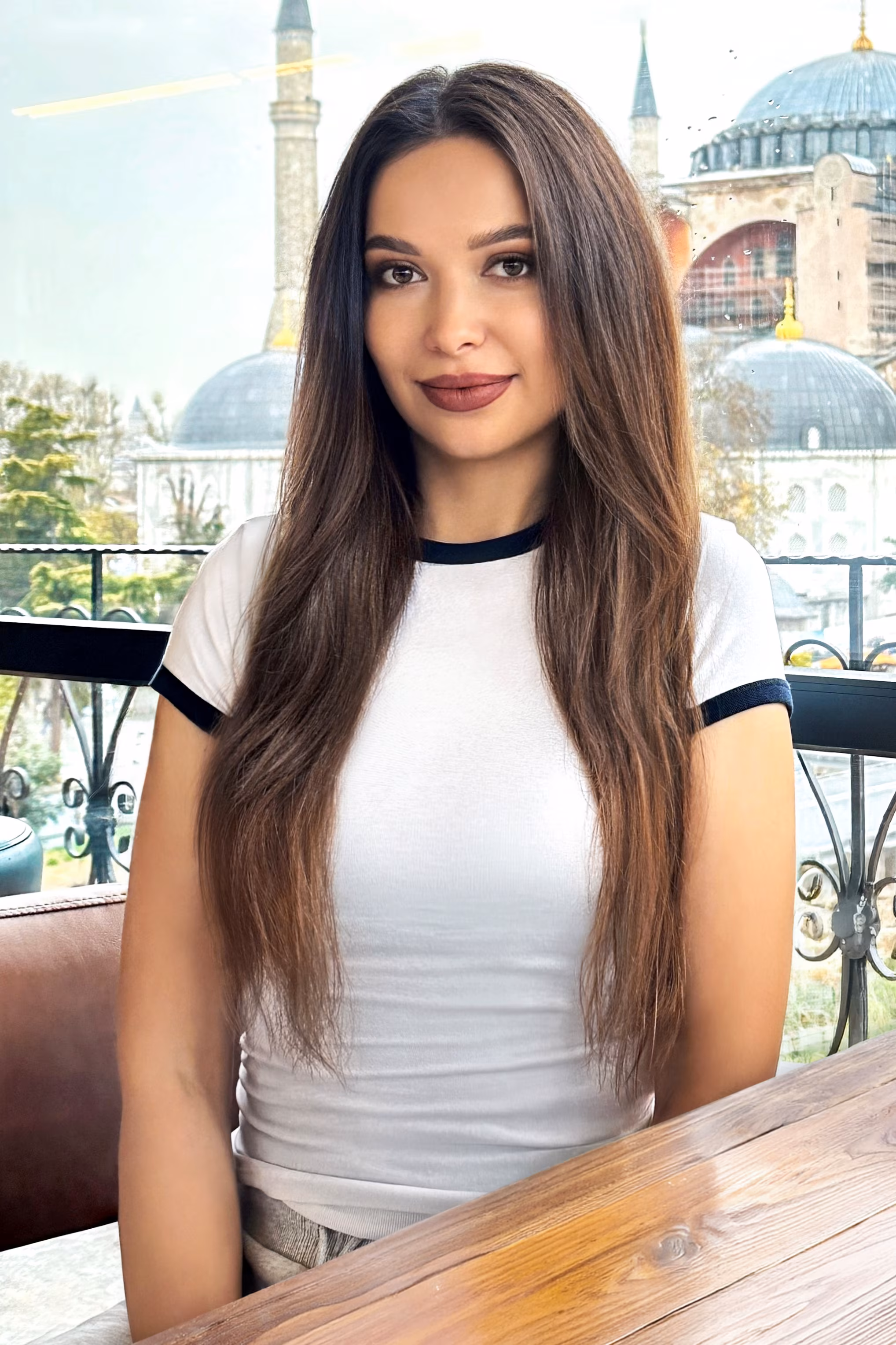 Mary 25 Kyiv  Ukraine Je suis prête à relever les défis en couple