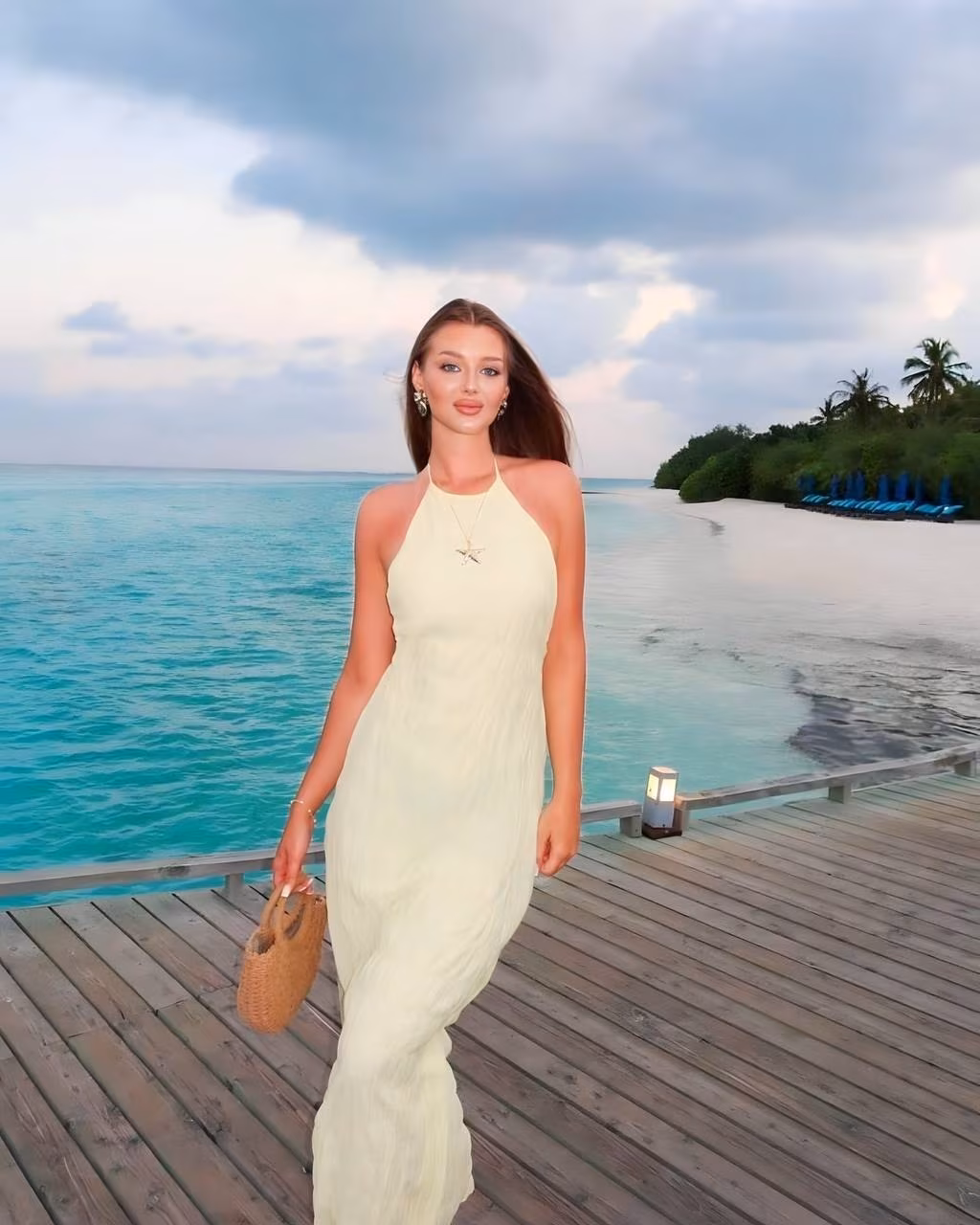 Sofia 19 Kiev Ukraine Je veux rencontrer celui qui deviendra mon couple