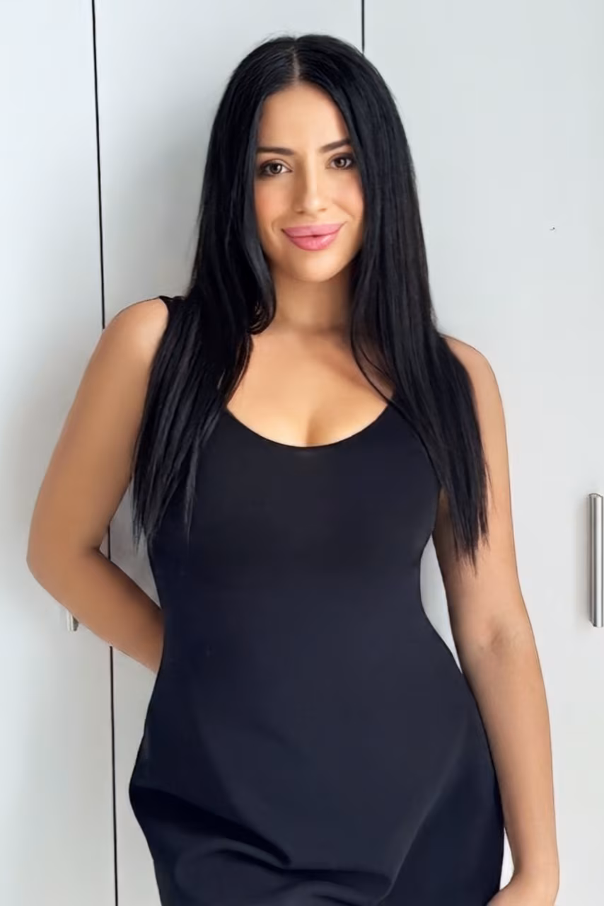 Polina 27 Kyiv  Ukraine Je veux un couple avec des projets et des rêves