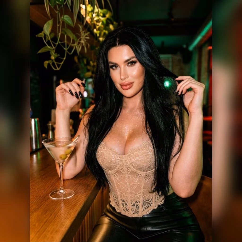 Yana 25 Berlin Germany Je veux un couple basé sur la confiance