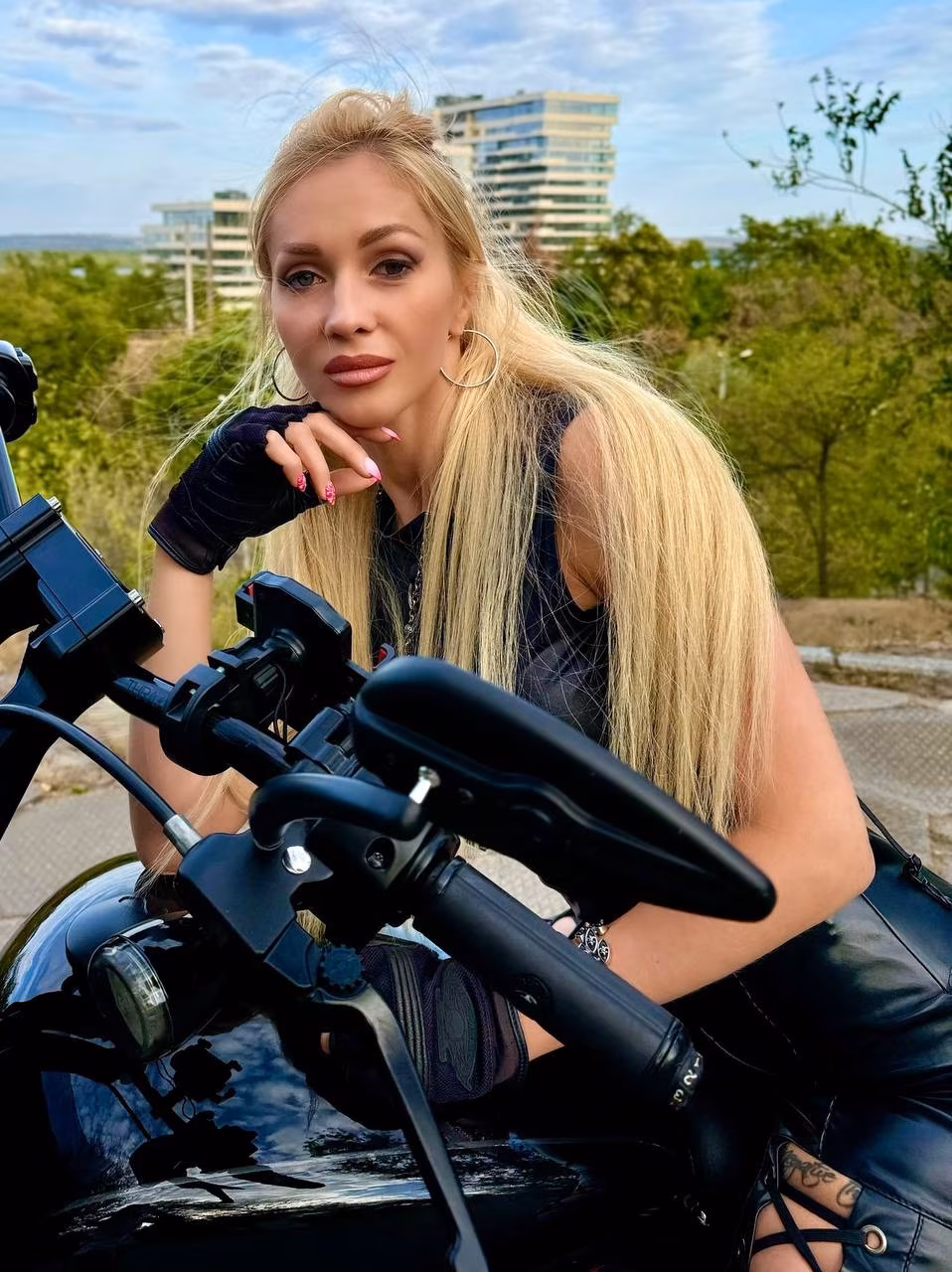 Viktoriia 39 Dniprodzerzhynsk Ukraine Je veux un couple où l on grandit ensemble