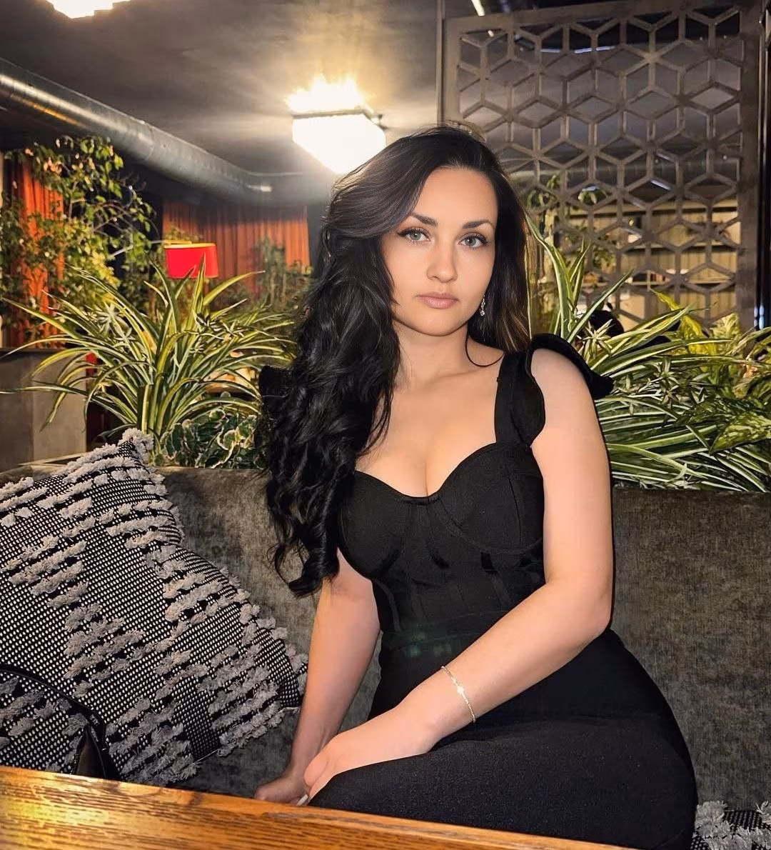 Olena 40 Chernihiv Ukraine Je veux un couple où l on se comprend vraiment